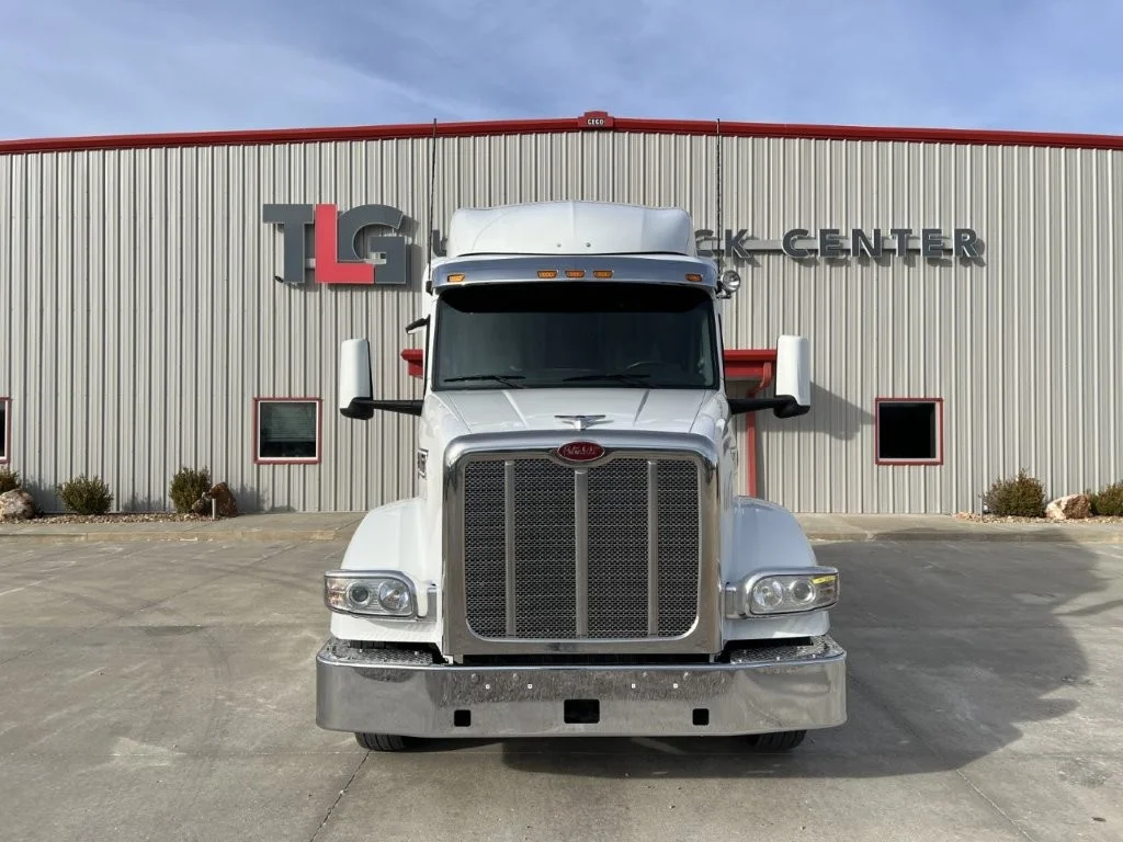 2022 Peterbilt 567 - image 4
