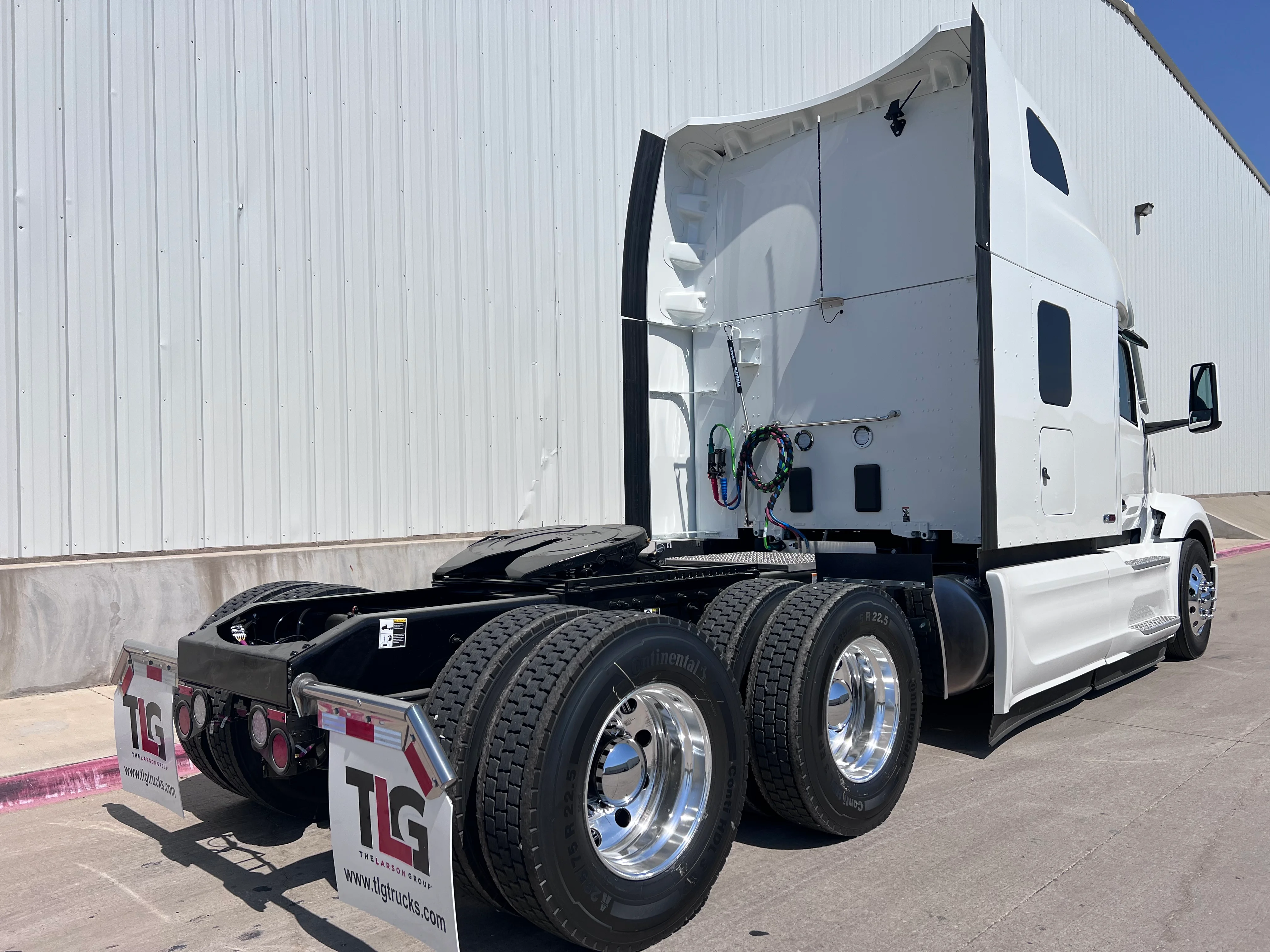 2027 Peterbilt 579 in Raleigh, NC — photo 5