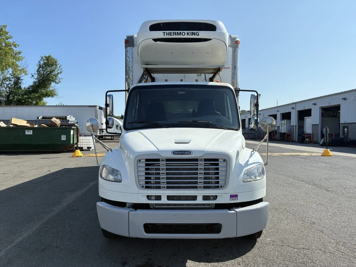 2019 Freightliner M2 106 in Newark, NJ — photo 2