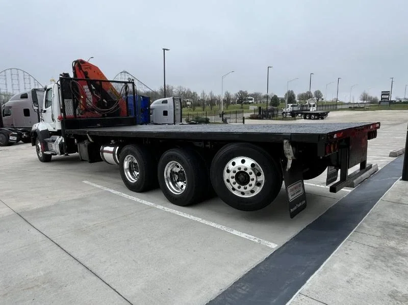2018 Freightliner 114SD - image 7