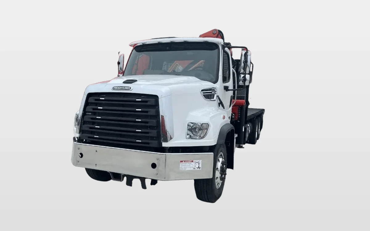 2018 Freightliner 114SD - image 1