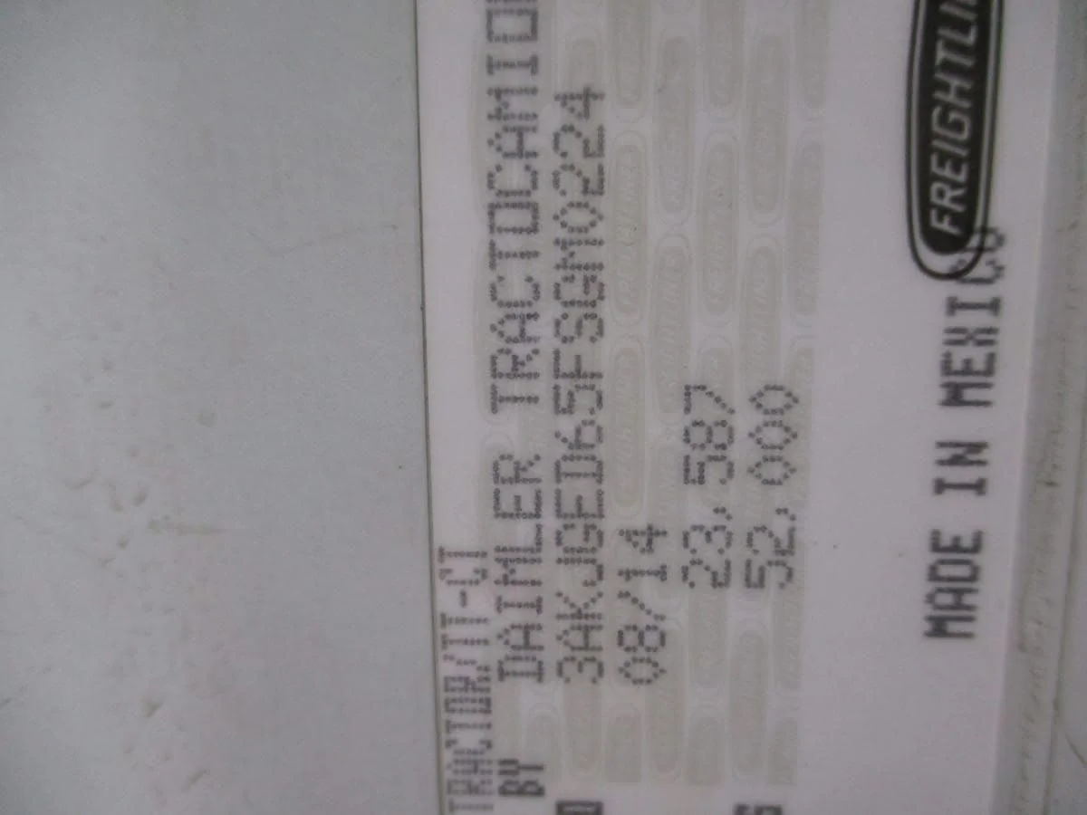 2015 Freightliner Cascadia - image 11