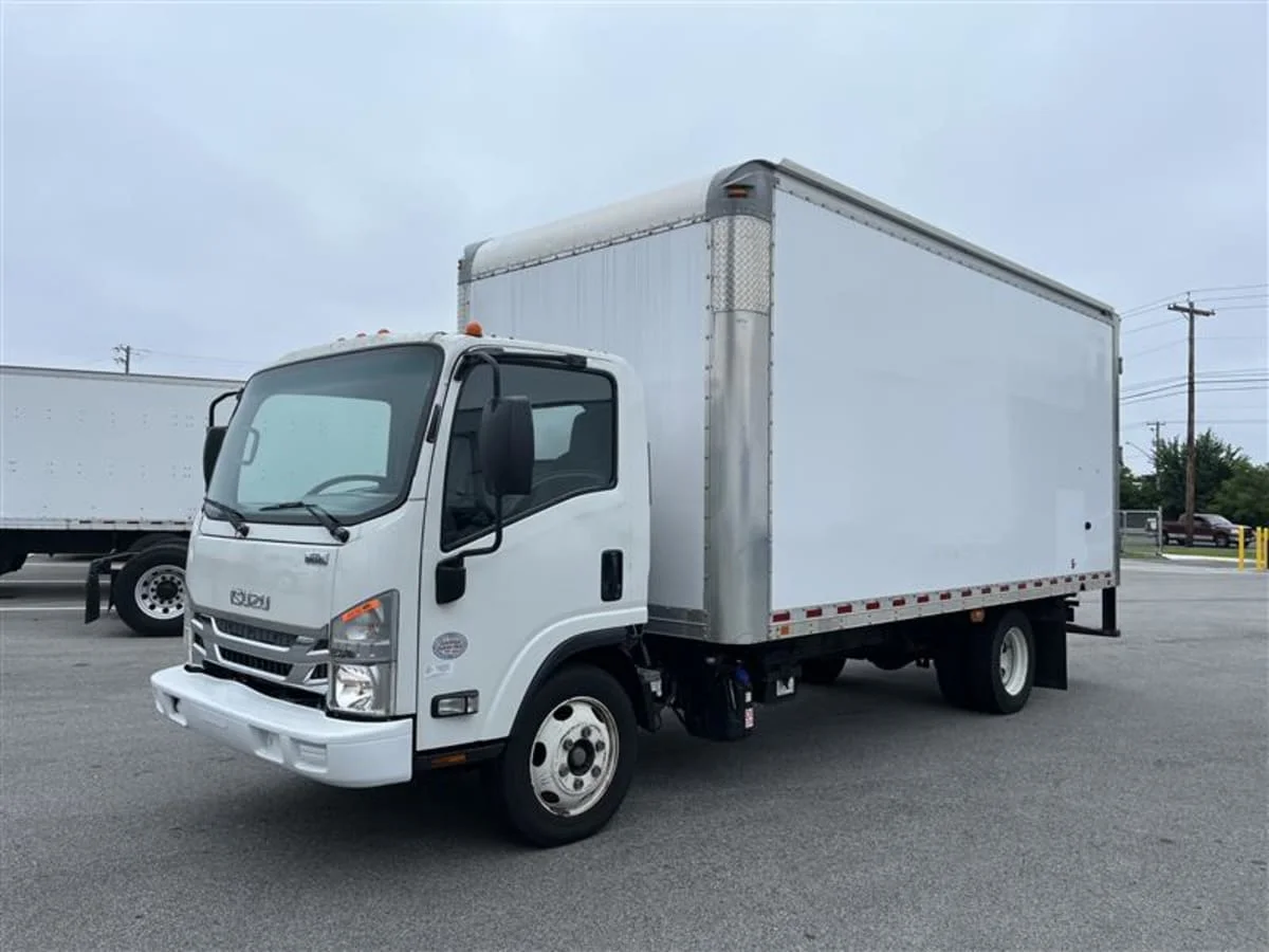 2019 Isuzu NRR in Beltsville, MD