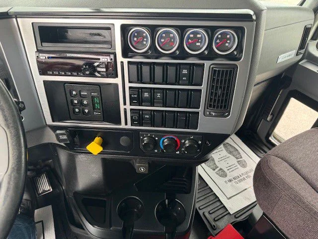 2020 Mack Granite - image 12