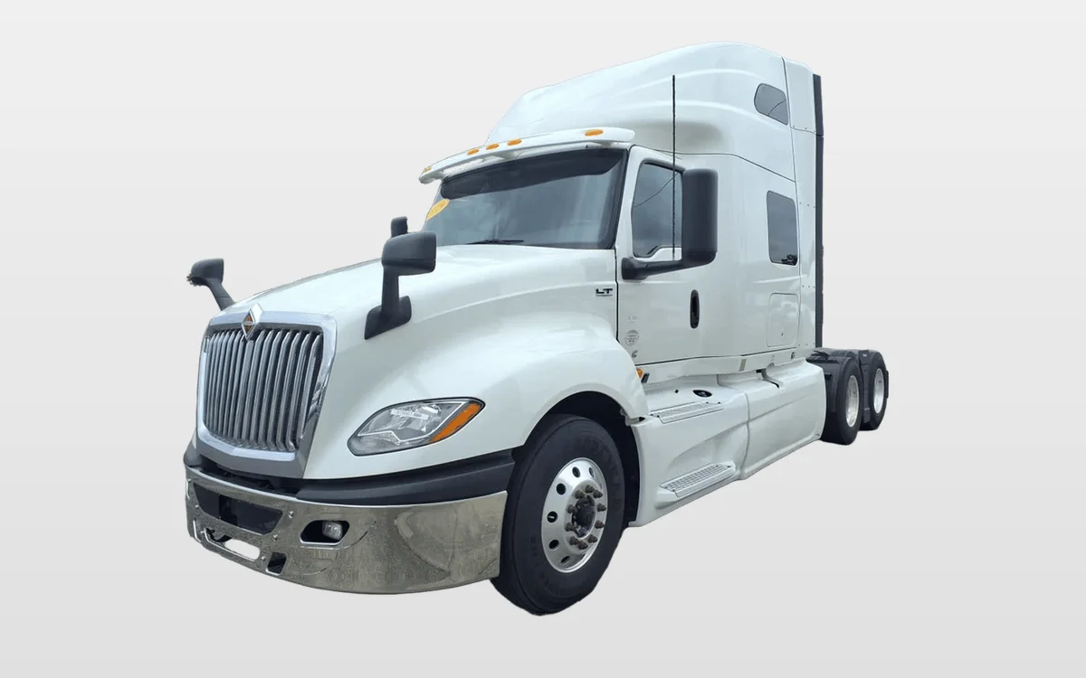 2019 International - image 1