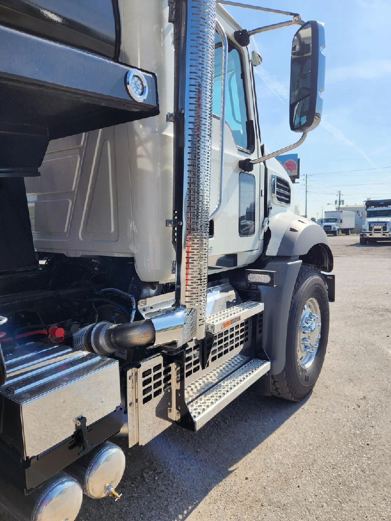 2027 Mack in Indianapolis, IN — photo 14