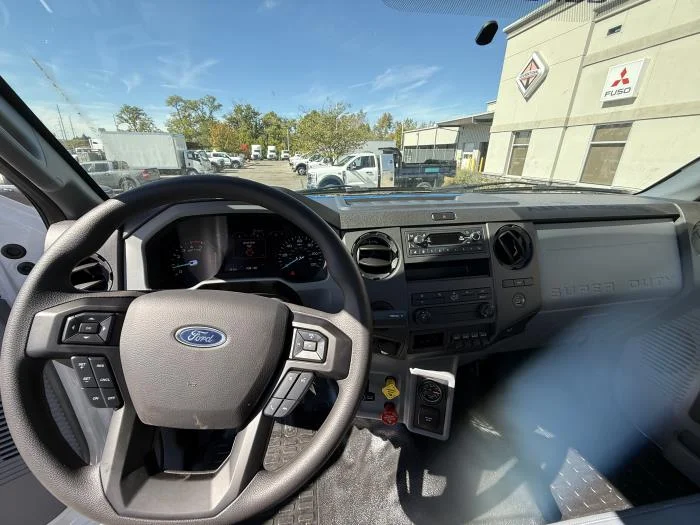 2027 Ford F-750 — photo 14