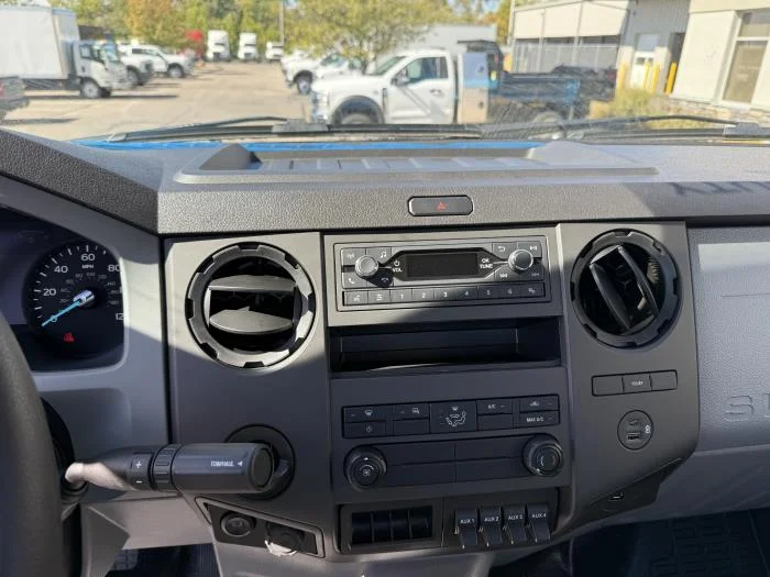 2027 Ford F-750 — photo 16