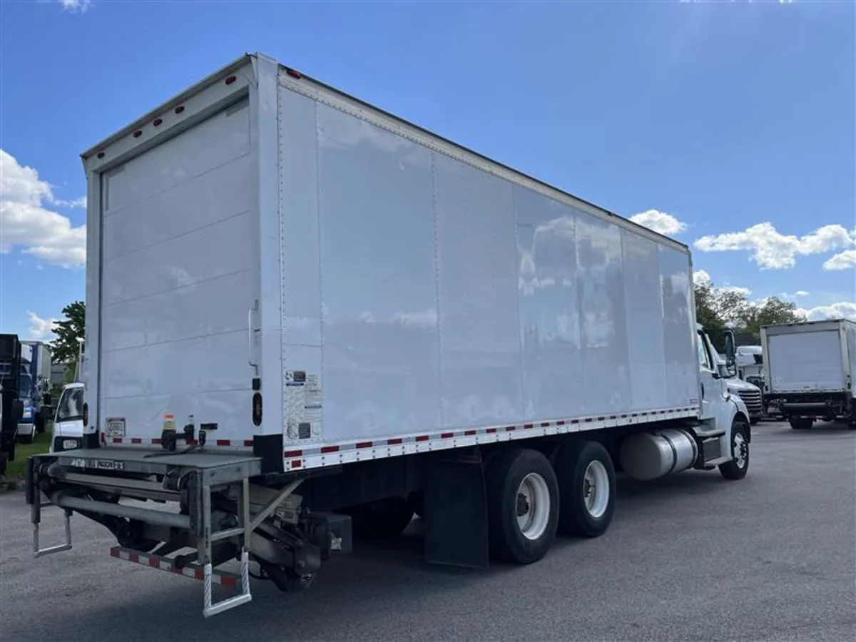 2019 Freightliner M2 112 - image 4