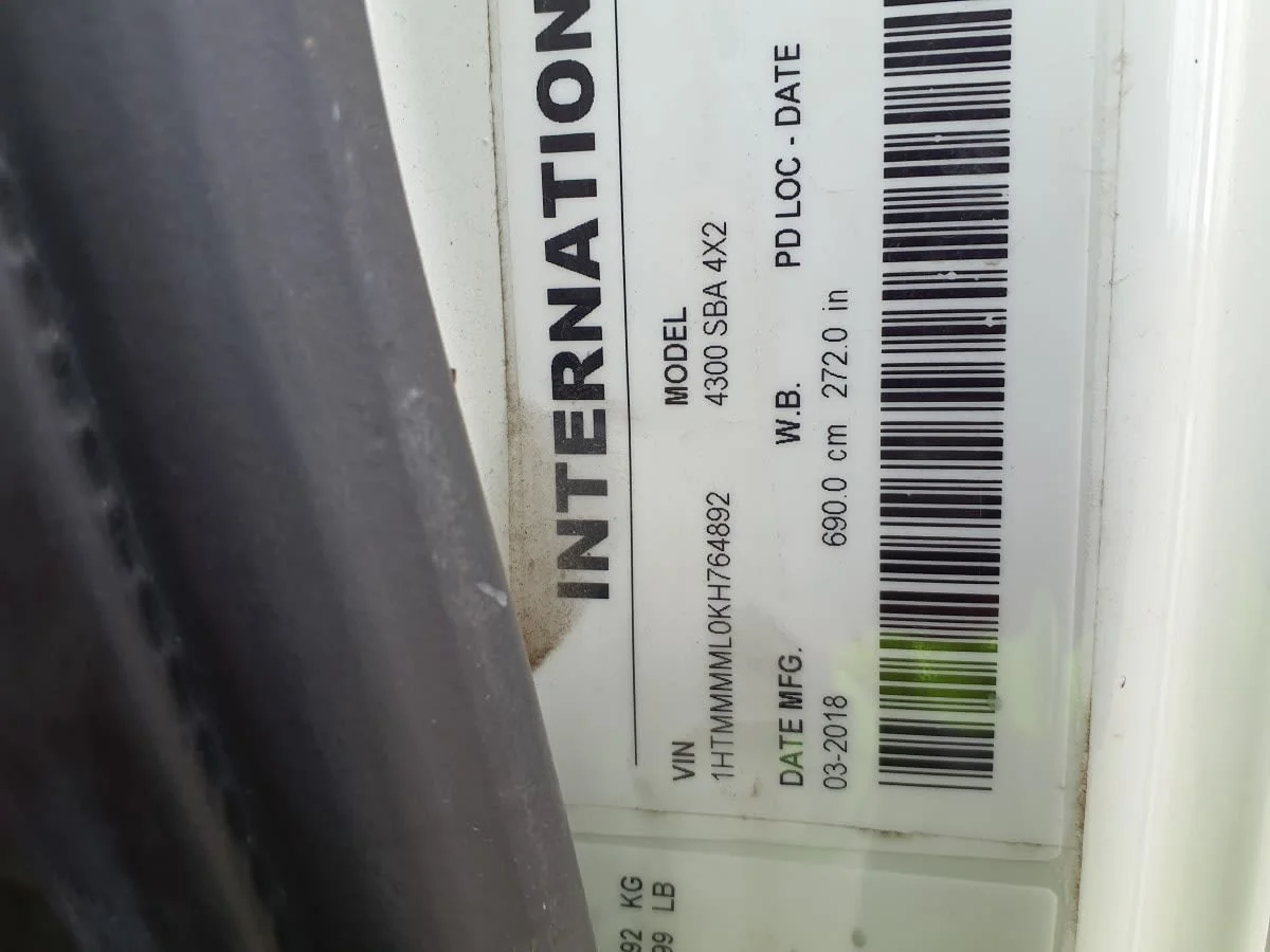 2019 International 4300 - image 17