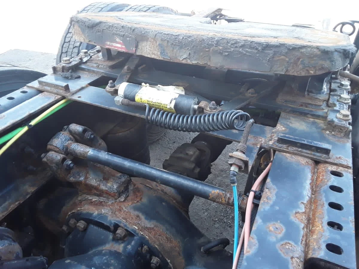 2019 International LT in Hilliard, OH — photo 17