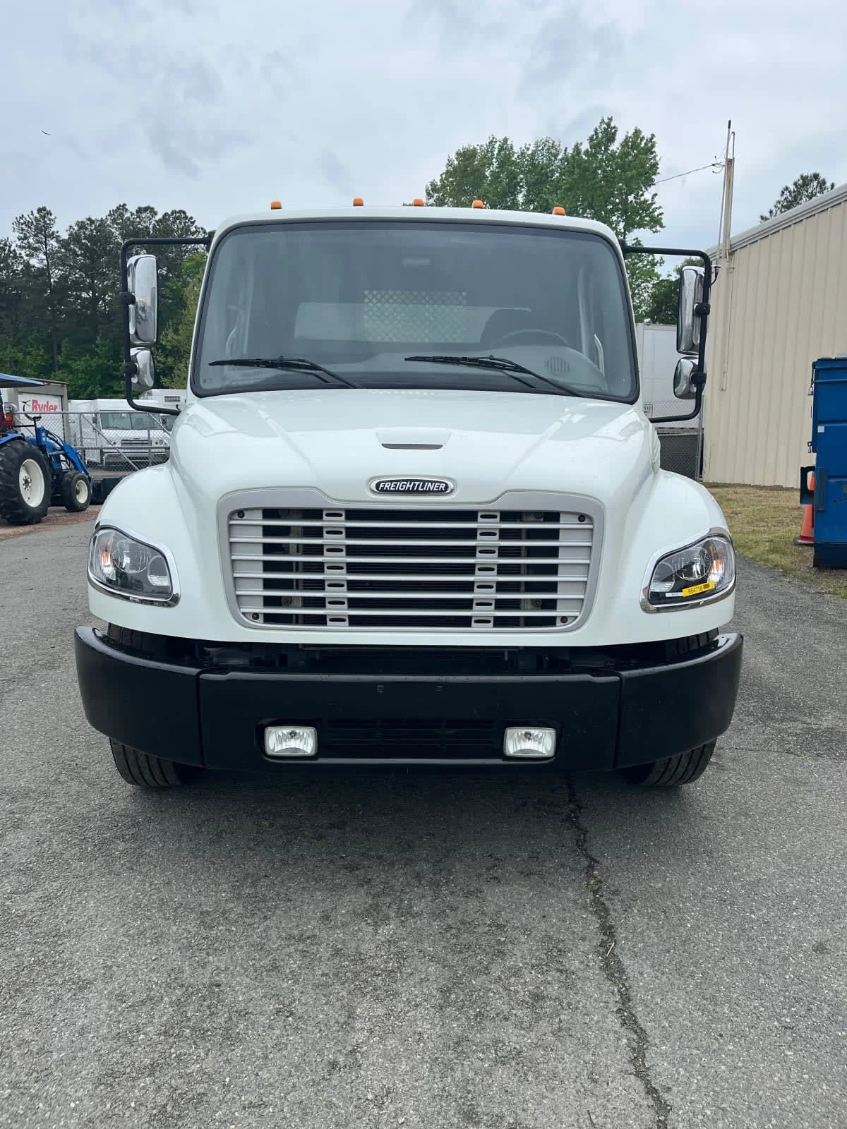 2019 Freightliner M2 106 in Ashland, VA — photo 2