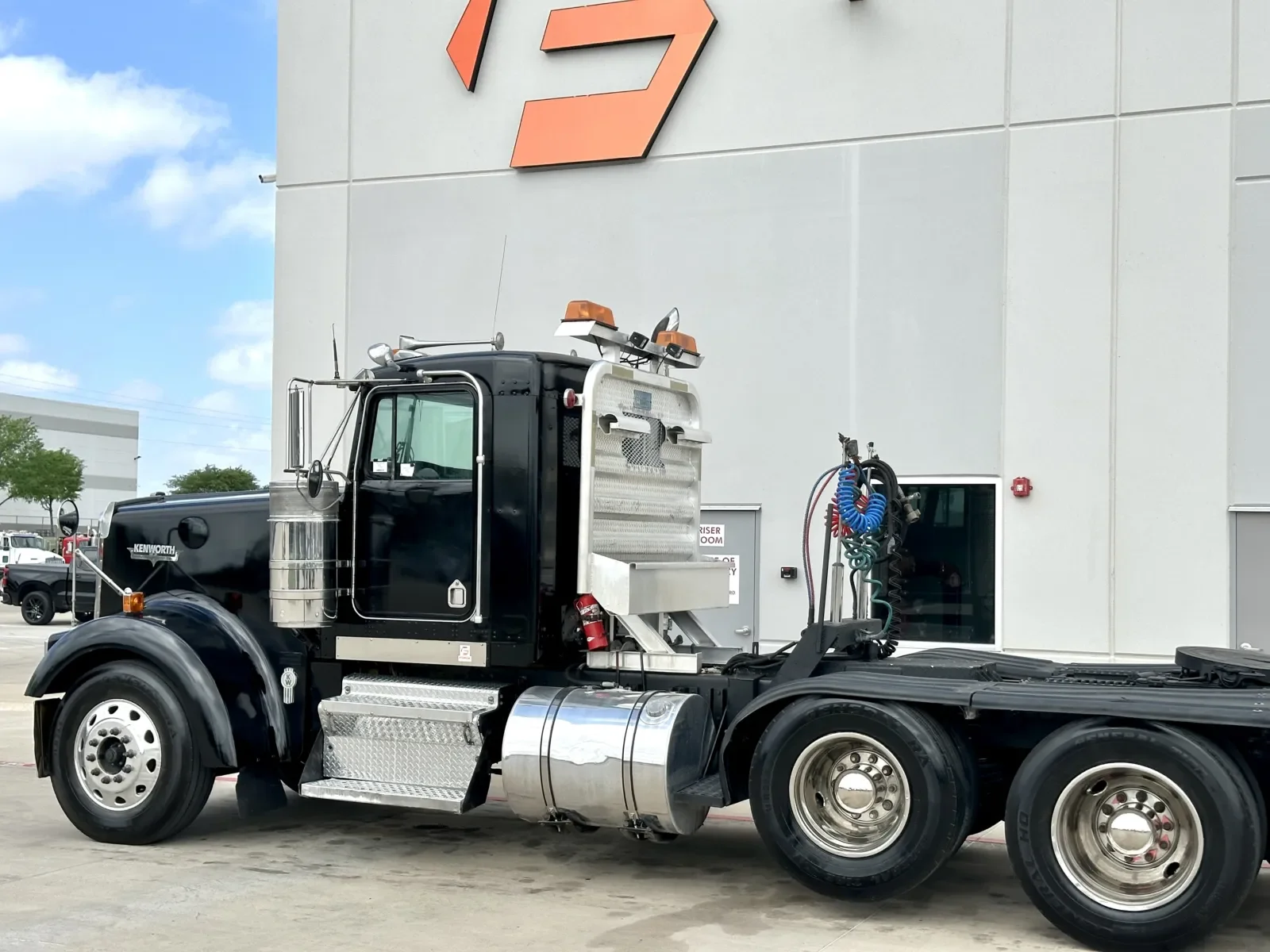 1998 Kenworth W900 - image 8