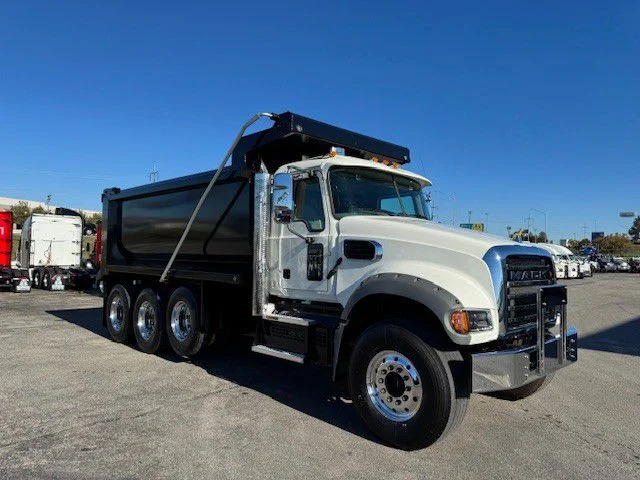 2025 Mack Granite - image 3