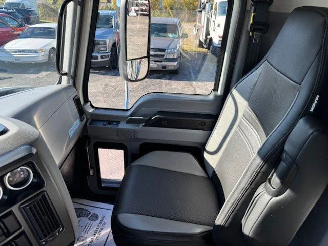 2025 Mack Granite - image 20