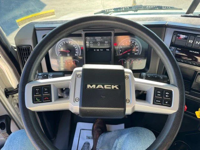 2025 Mack Granite - image 18