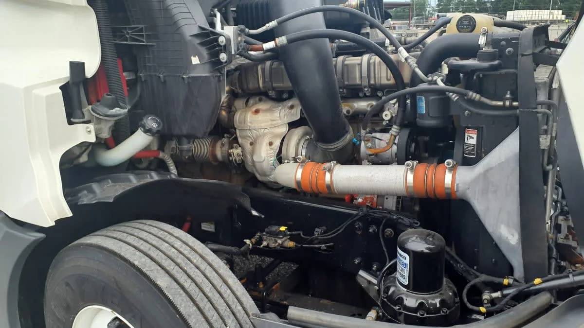 2019 Freightliner Cascadia in Birmingham, AL — photo 10
