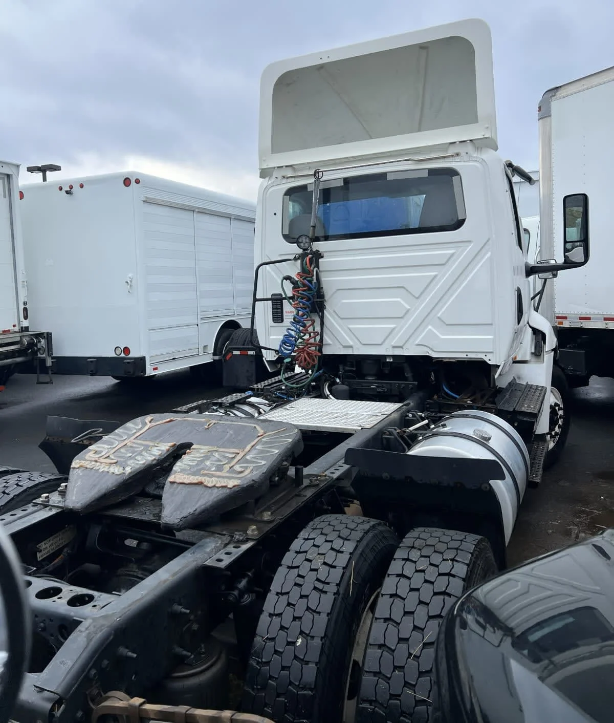 2019 International RH - image 3