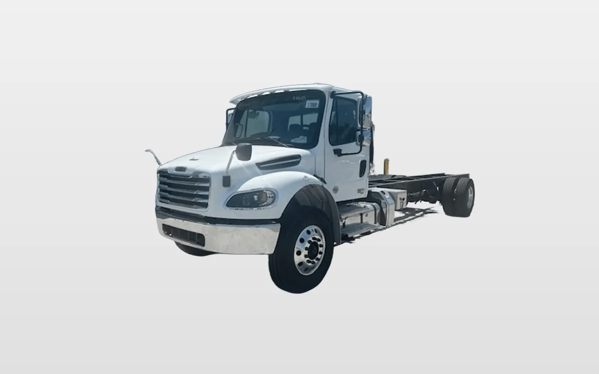 2026 Freightliner M2 106 - image 1