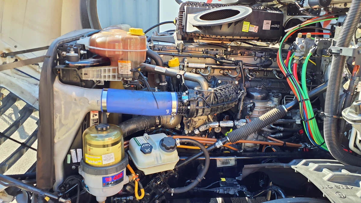 2022 Freightliner Cascadia in Springfield, MA — photo 9
