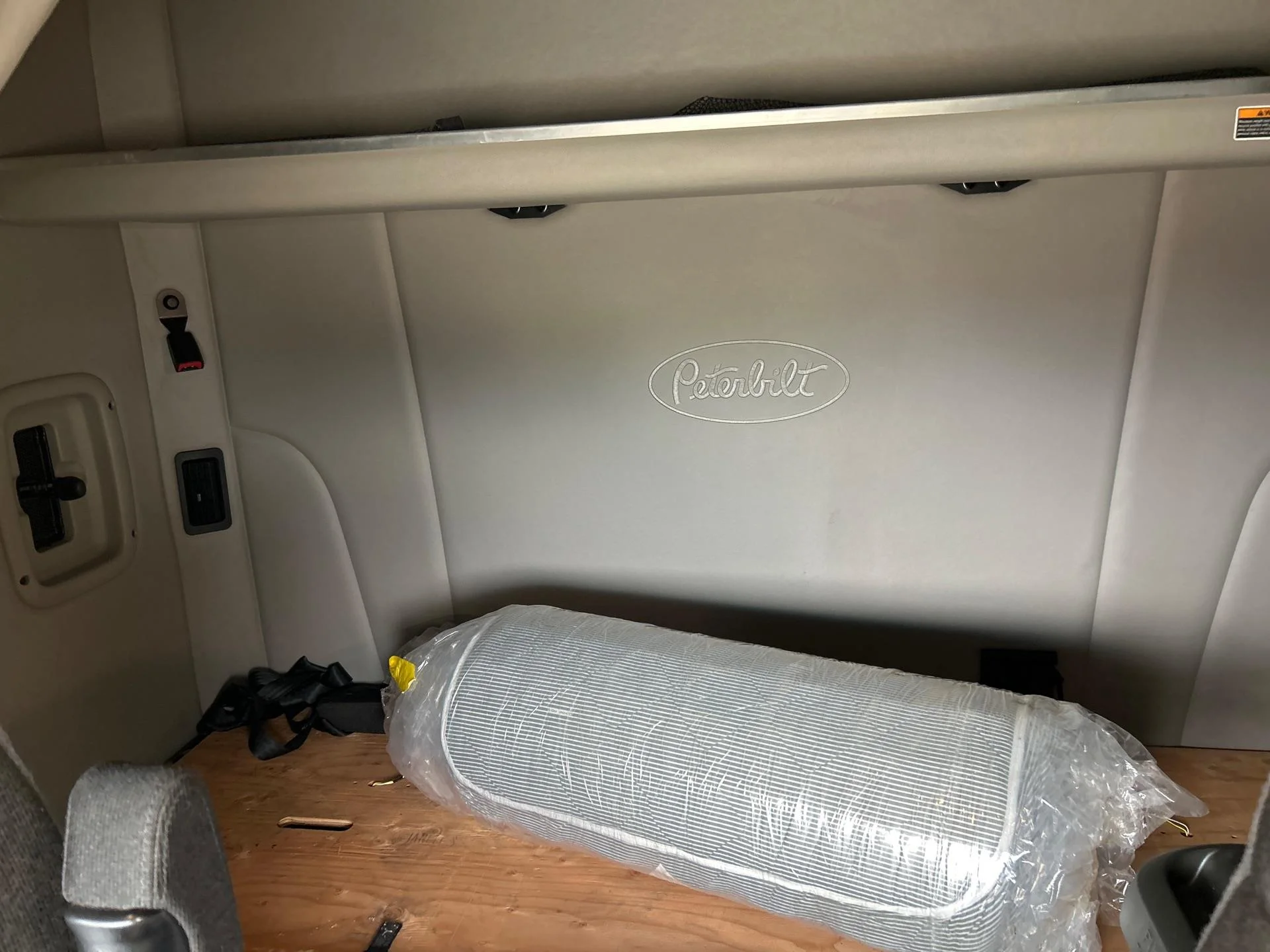 2019 Peterbilt 567 - image 10