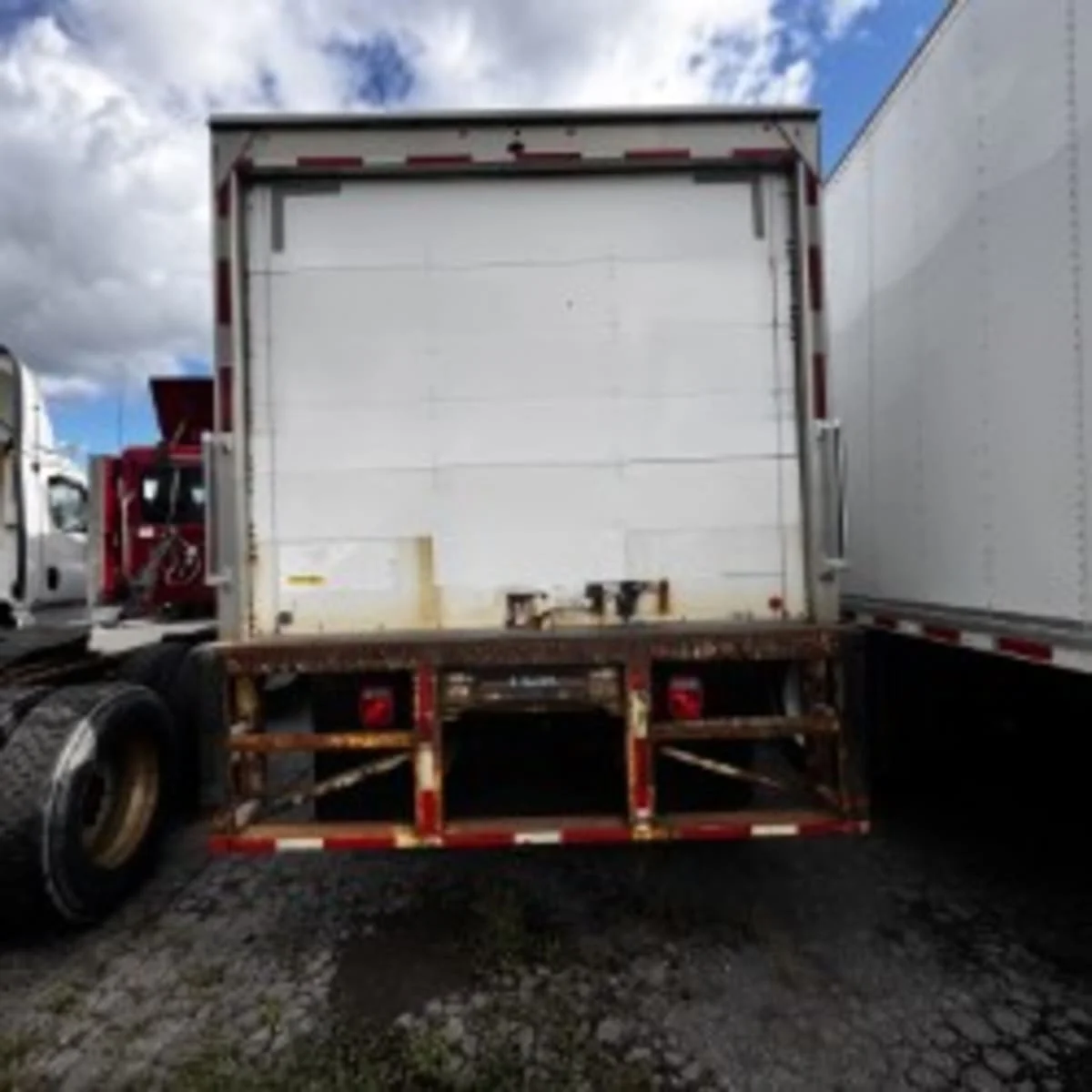 2019 Freightliner M2 106 - image 5