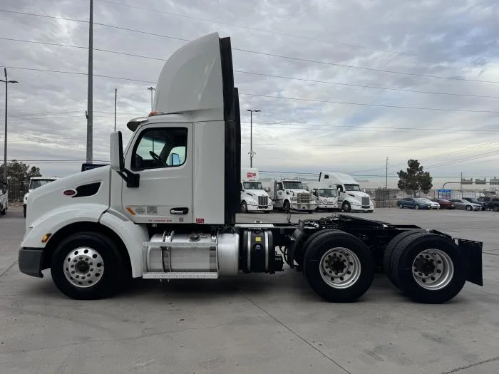 2020 Peterbilt 579 in El Paso, TX — photo 9