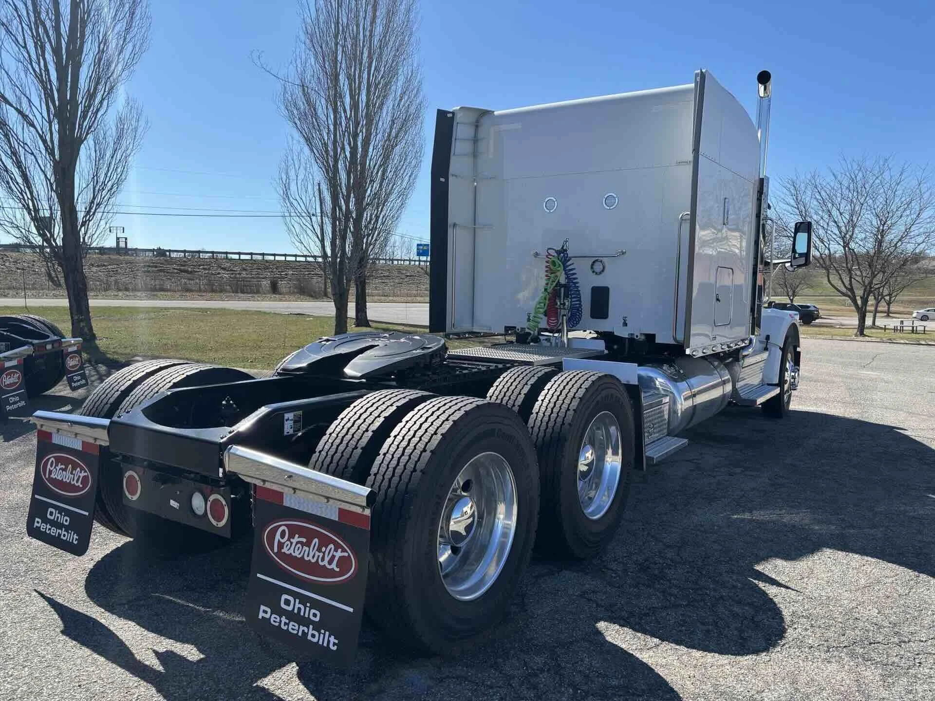 2026 Peterbilt 567 in Broadview Hts, OH — photo 7