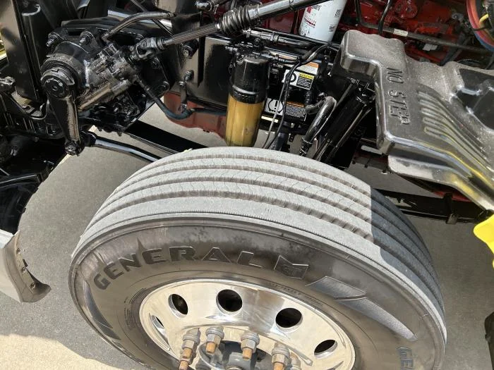 2021 Peterbilt 579 in Houston, TX — photo 19