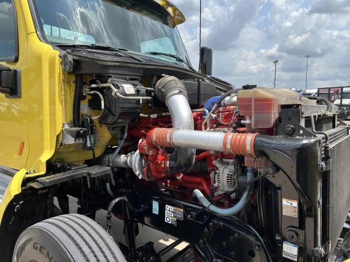 2021 Peterbilt 579 in Houston, TX — photo 20