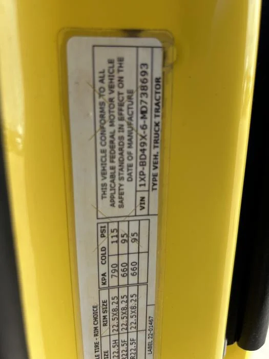2021 Peterbilt 579 in Houston, TX — photo 28