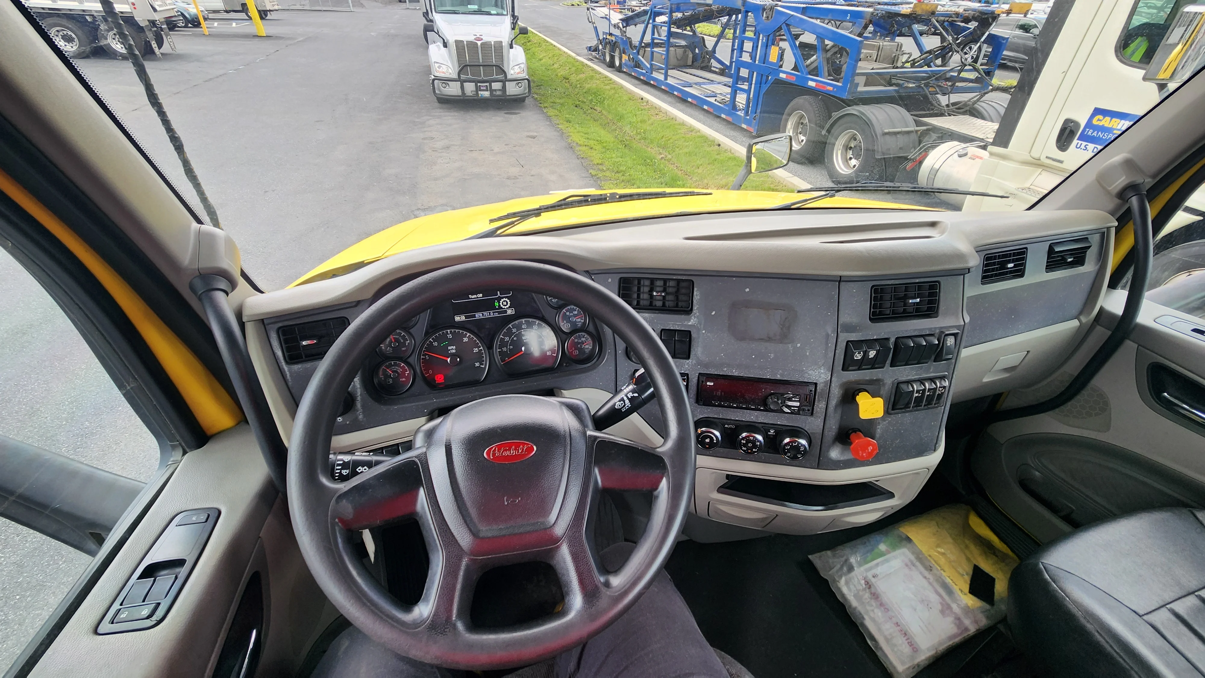 2021 Peterbilt 579 - image 20