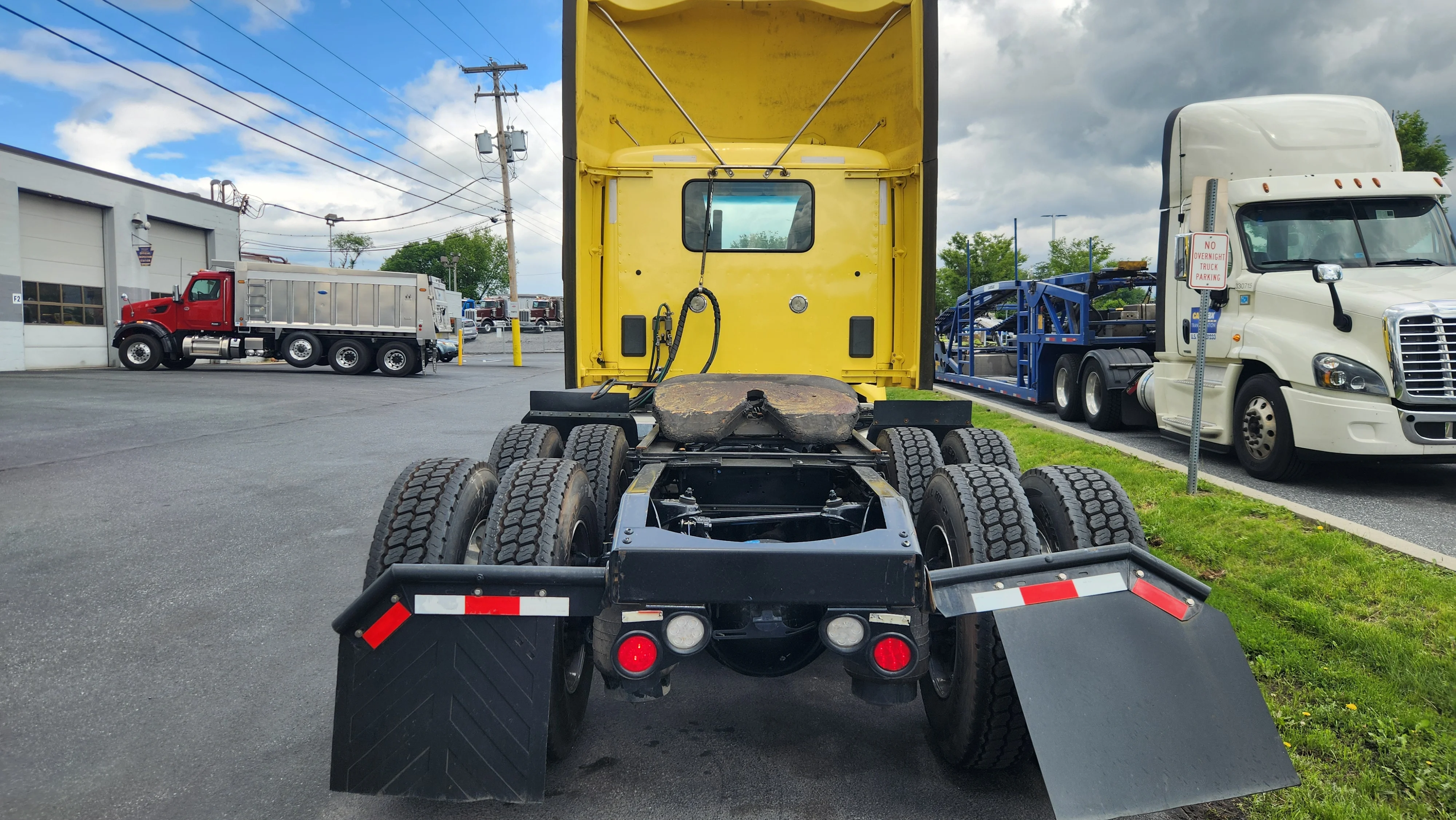 2021 Peterbilt 579 - image 6