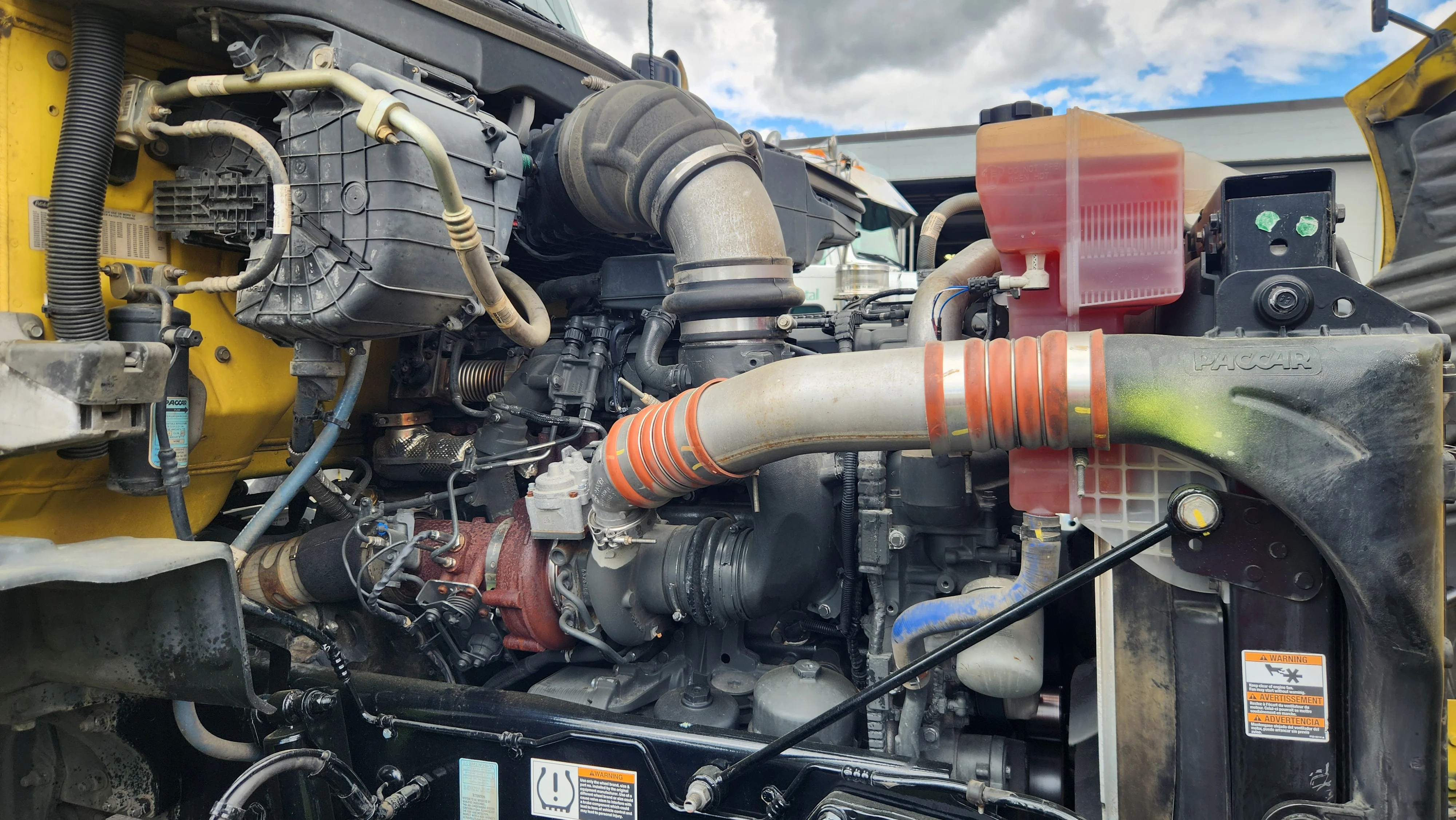 2021 Peterbilt 579 in Lancaster, PA — photo 11