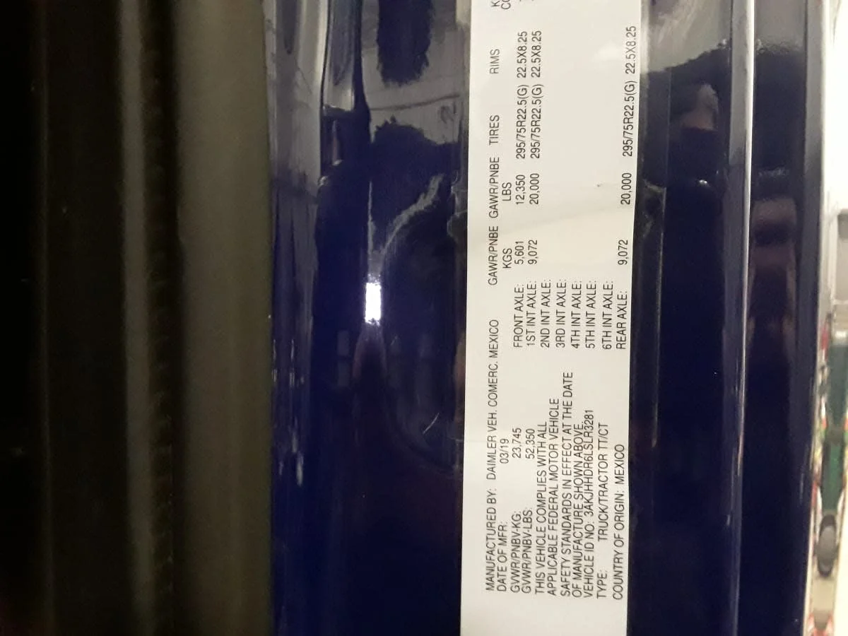 2020 Freightliner Cascadia - image 15