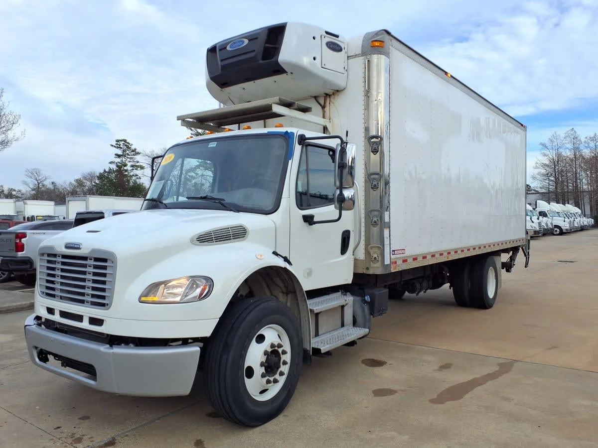 2019 Freightliner M2 106