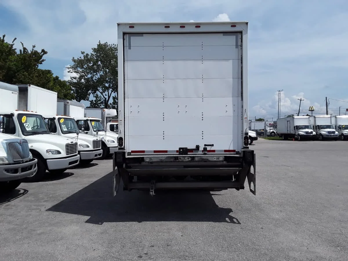 2019 Freightliner M2 106 in La Vergne, TN — photo 5