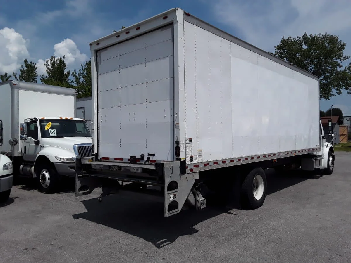2019 Freightliner M2 106 in La Vergne, TN — photo 4