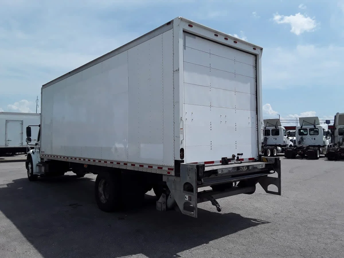 2019 Freightliner M2 106 in La Vergne, TN — photo 6