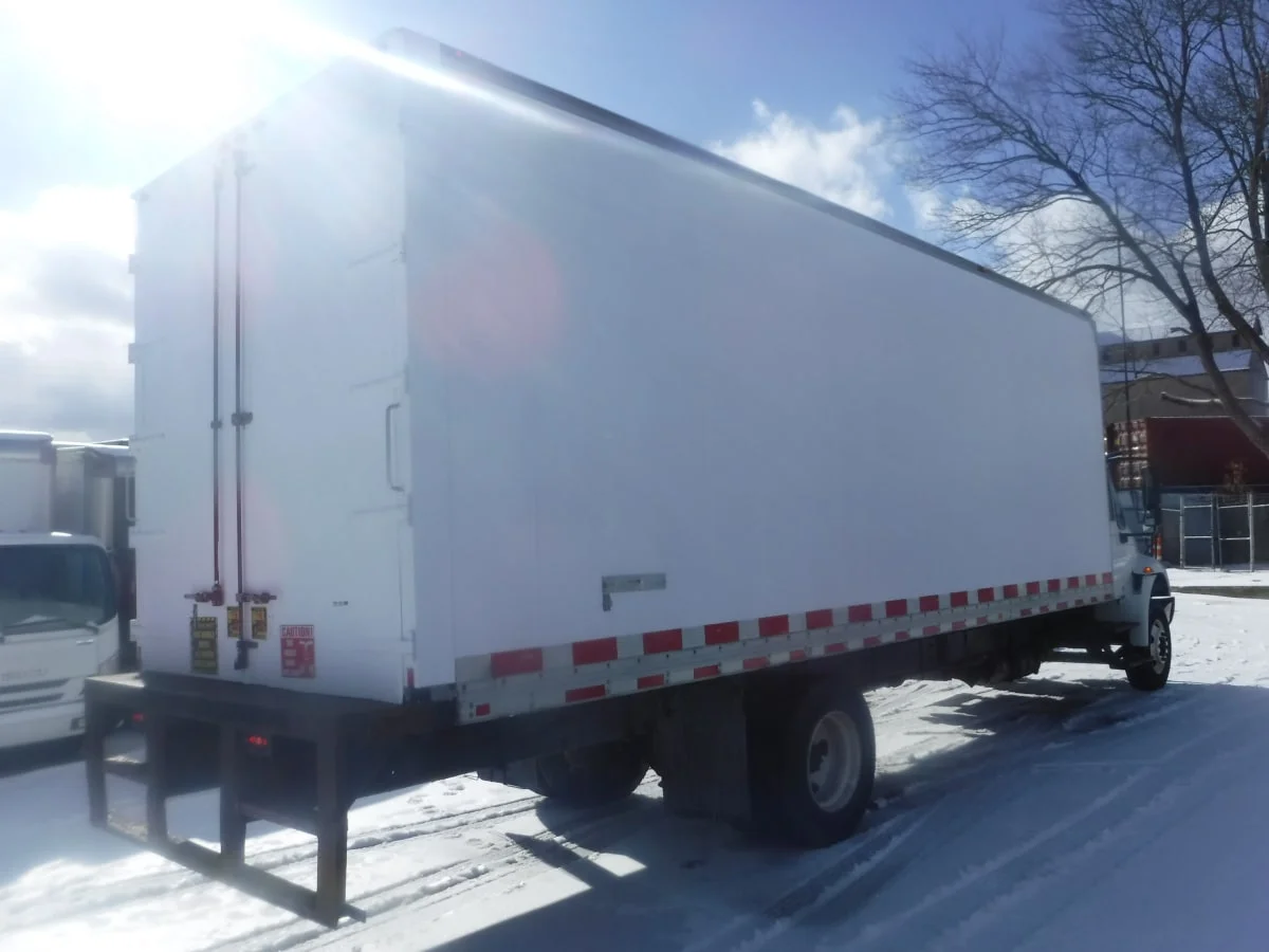 2019 International 4300 - image 4