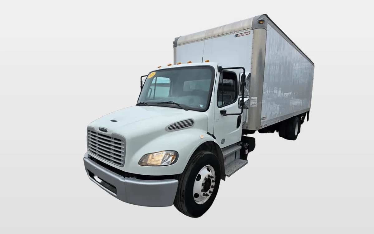 2015 Freightliner M2 106 - image 1