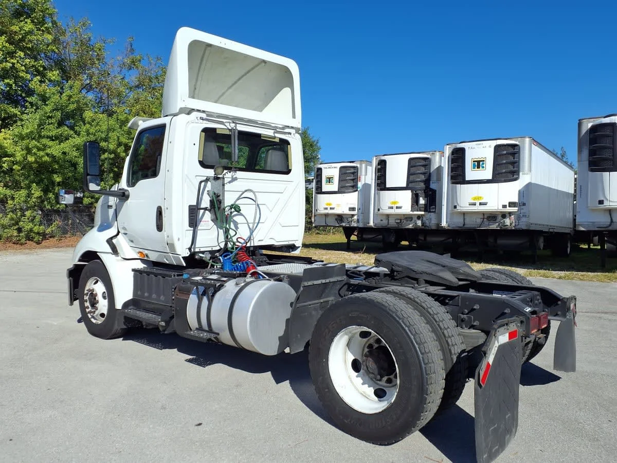 2018 International RH - image 6