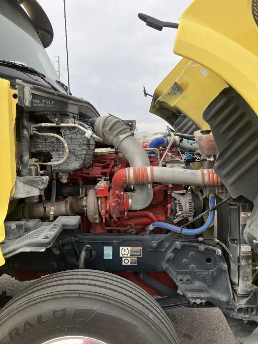 2021 Peterbilt 579 - image 14