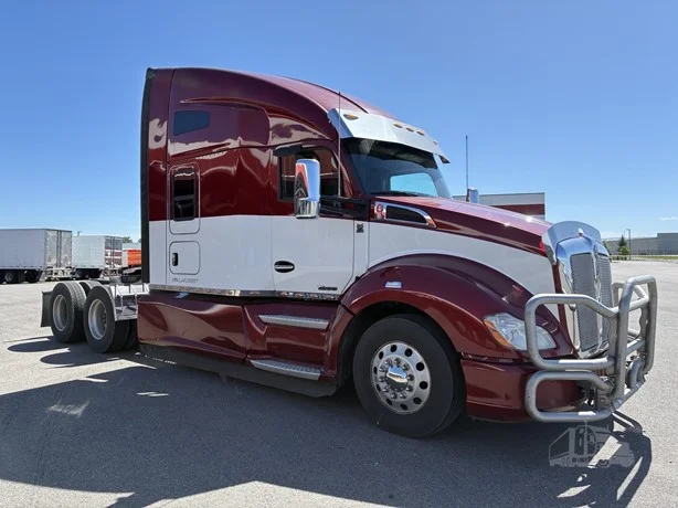 2020 Kenworth T680 in Idaho Falls, ID — photo 6
