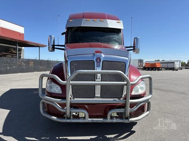 2020 Kenworth T680 in Idaho Falls, ID — photo 8