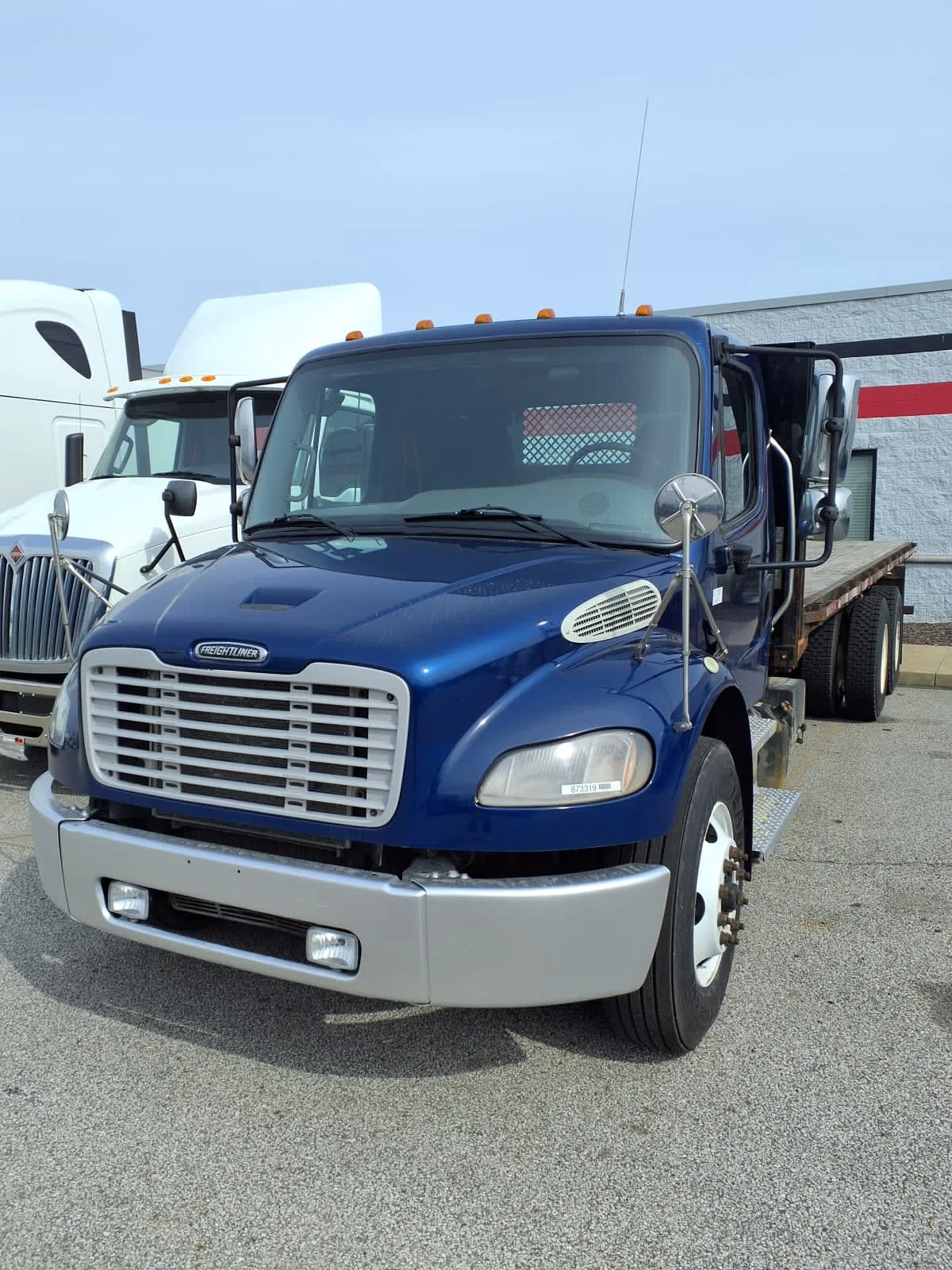 2019 Freightliner M2 106 in Cleveland, OH