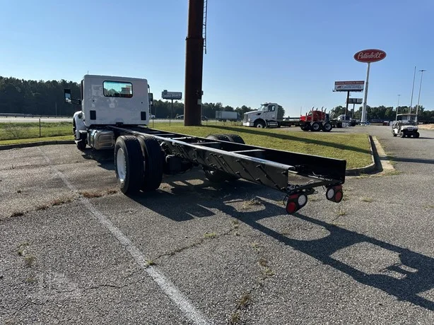 2025 Peterbilt 537 in GA — photo 4
