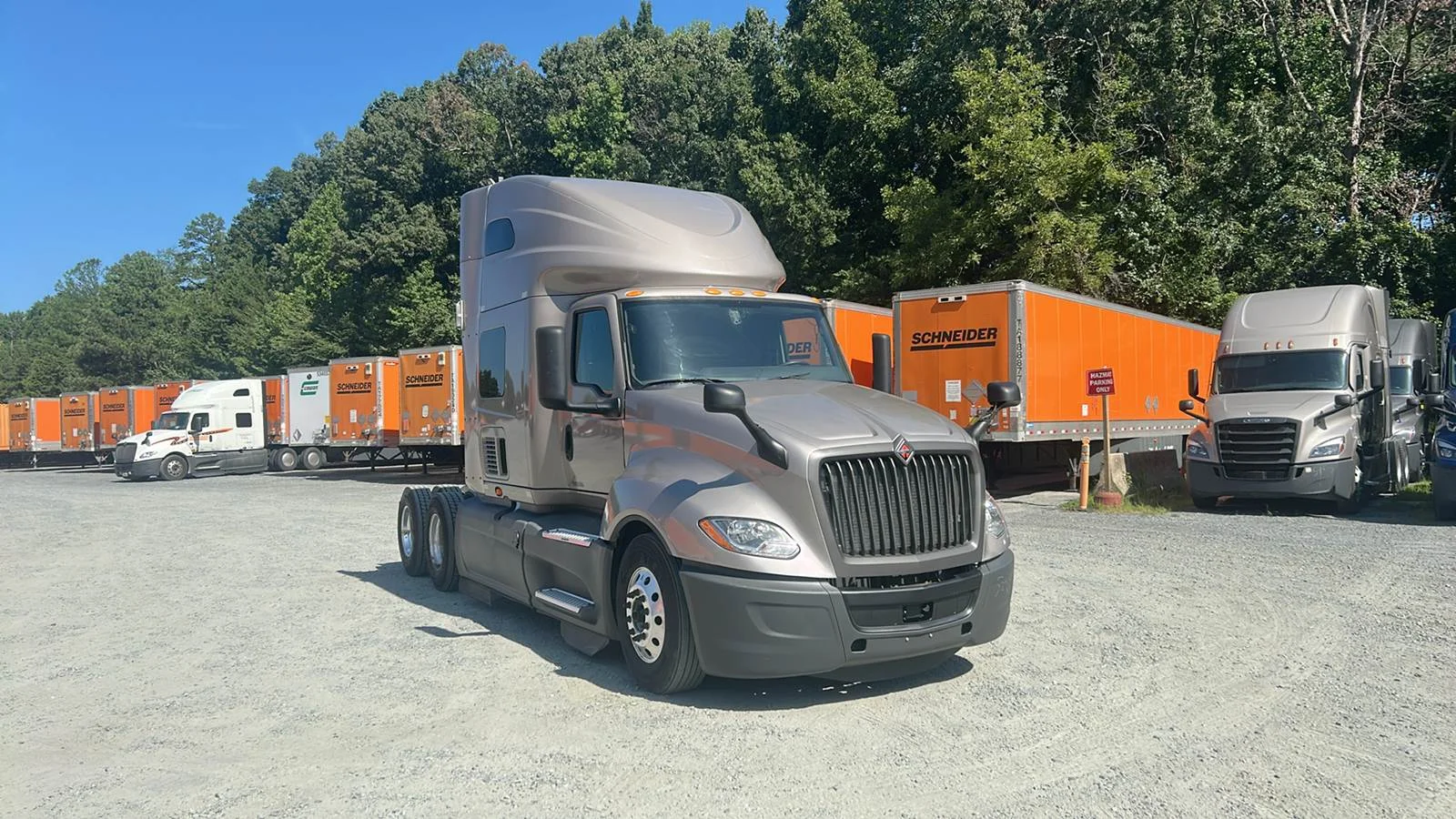 2022 International LT in Charlotte, NC
