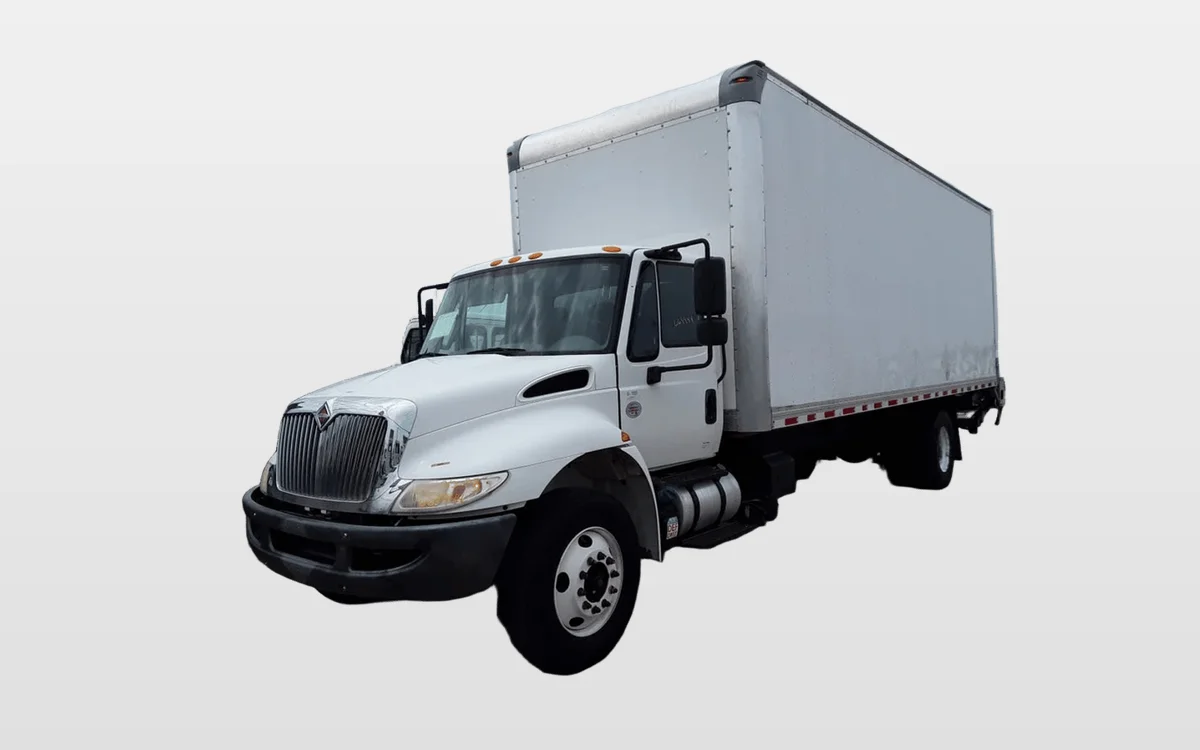 2017 International 4300 - image 1