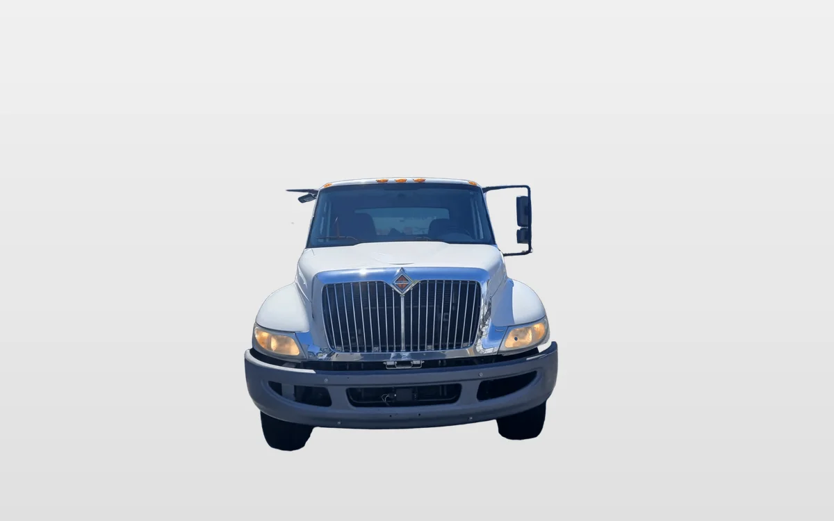 2019 International 4300 - image 1